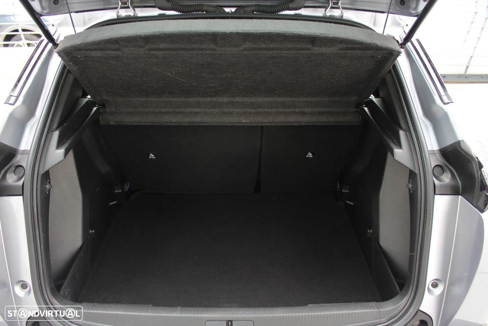 Peugeot 2008 1.2 PureTech Active Pack - 21