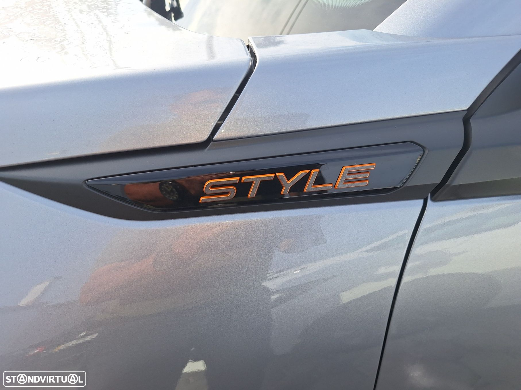 Peugeot e-2008 54 kWh SE Style - 9