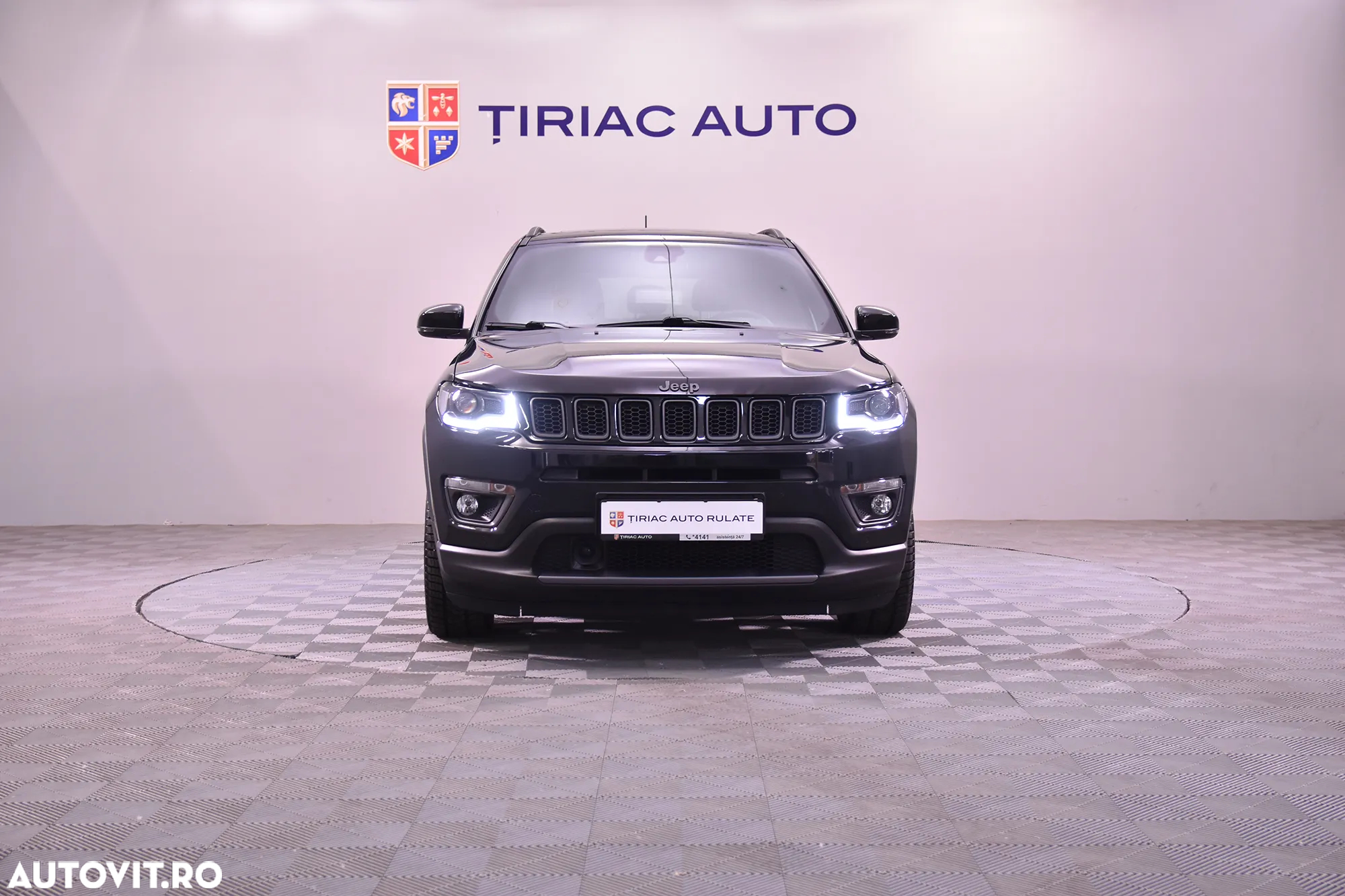 Jeep Compass - 8
