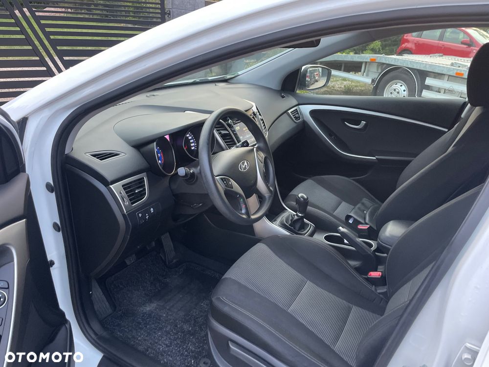 Hyundai i30 - 10