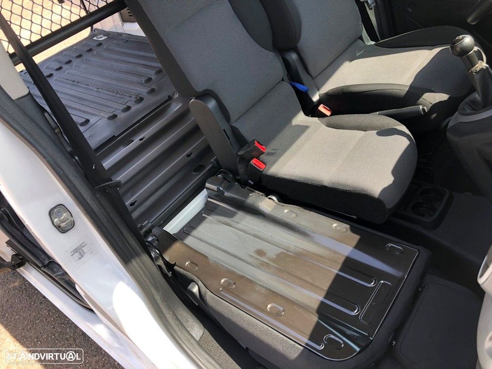 Peugeot Partner L1 1.6 HDI 100cv - AC - IVA DEDUTÍVEL - 9