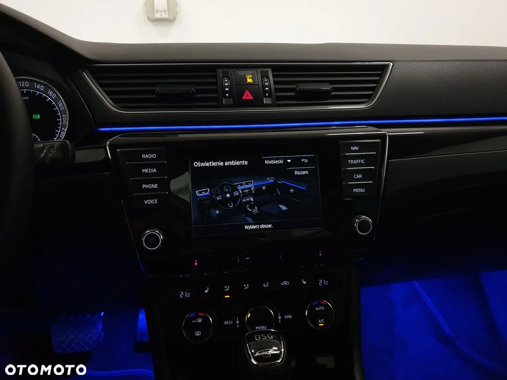 Skoda Superb 2.0 TDI L&K DSG - 18