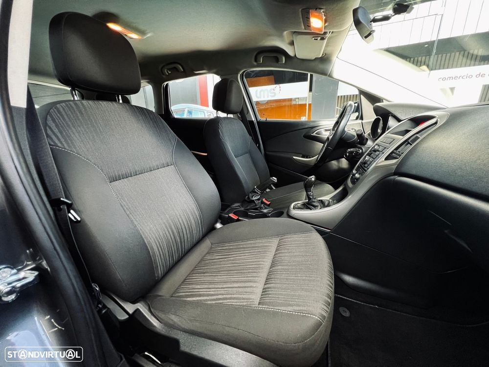 Opel Astra Sports Tourer 1.3 CDTi Selection S/S - 18