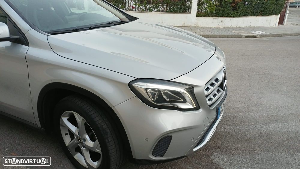 Mercedes-Benz Gla 180 2018 photo 2