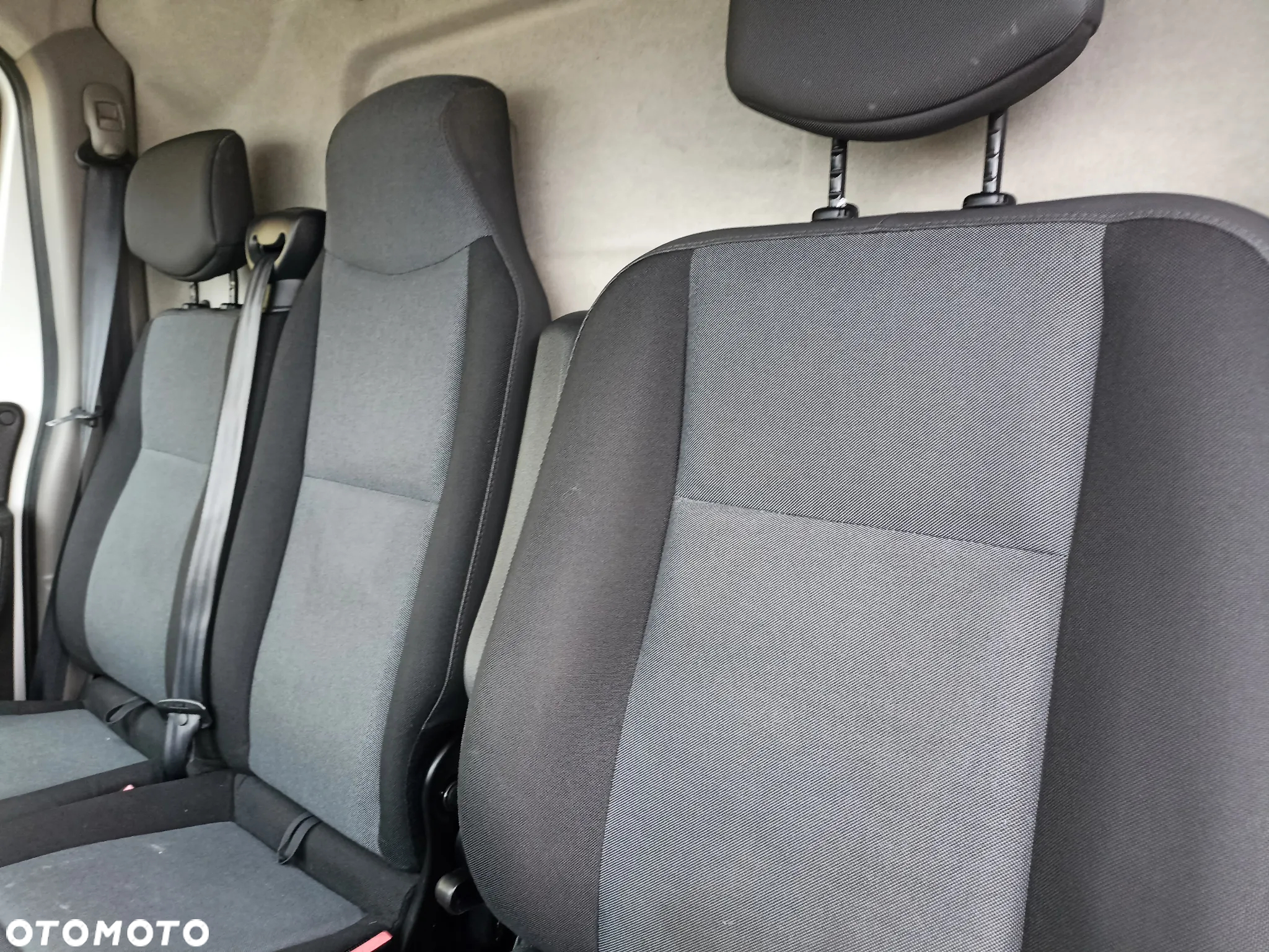 Nissan NV400 - 15