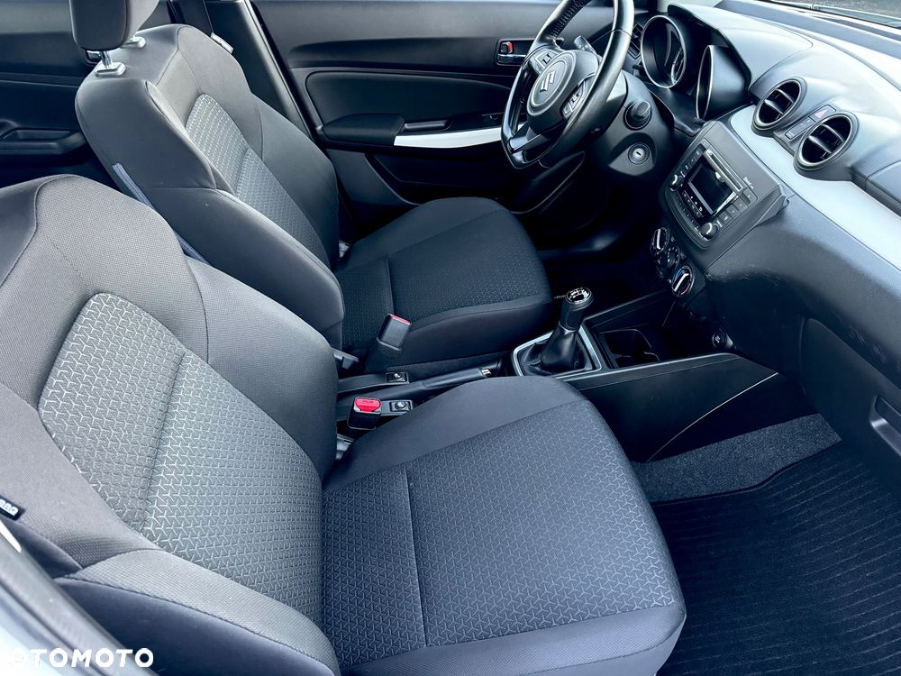 Suzuki Swift - 11