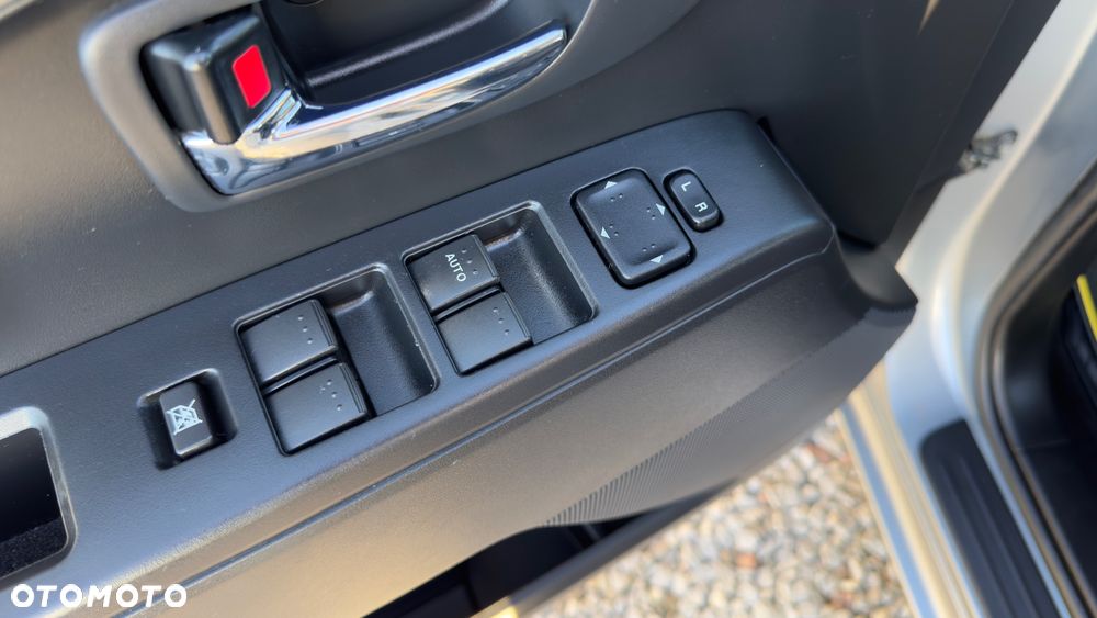 Mazda 5 2.0 MZR-DISI i-stop Business-Line - 23
