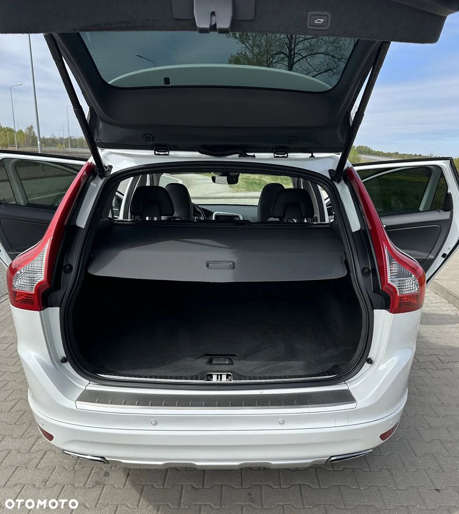 Volvo XC 60 T5 Geartronic Momentum - 10
