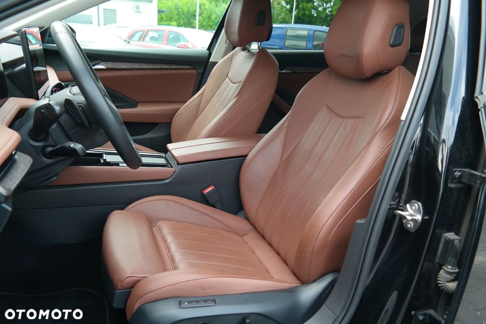 Skoda Superb 2.0 TSI 4x4 L&K DSG - 11