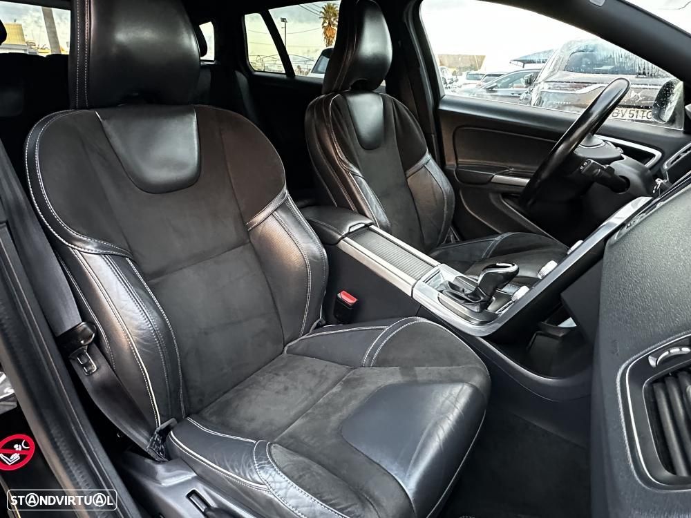 Volvo V60 2.4 D6 R-Design AWD Phev - 3