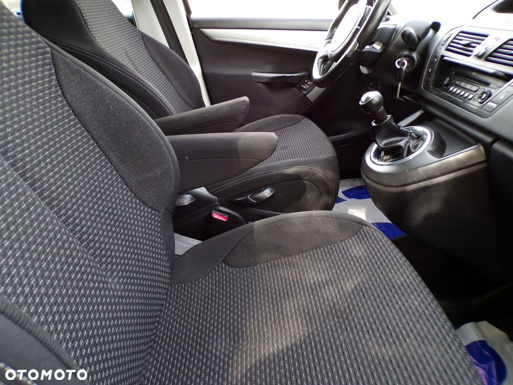 Citroën C4 Grand Picasso - 27