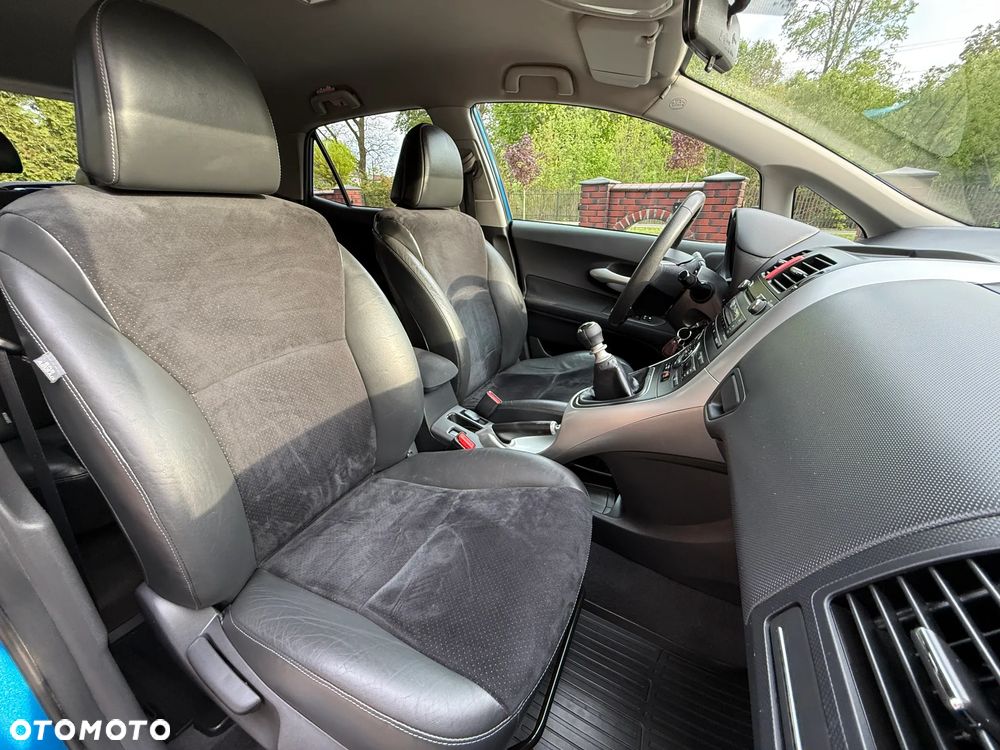 Toyota Auris 1.6 Dynamic - 24