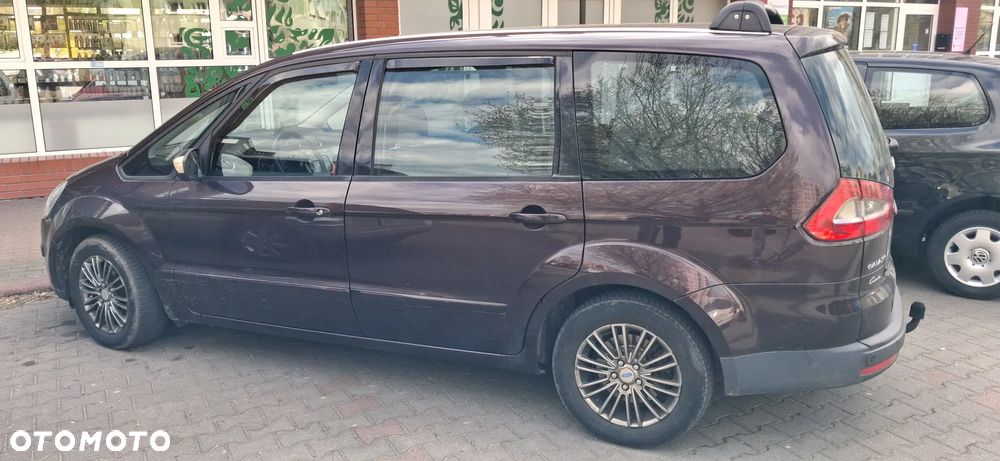 Ford Galaxy 2.0 TDCi Ambiente - 3