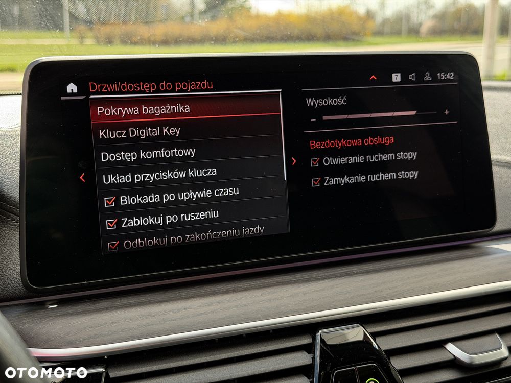 BMW Seria 5 520d xDrive mHEV Luxury Line - 28