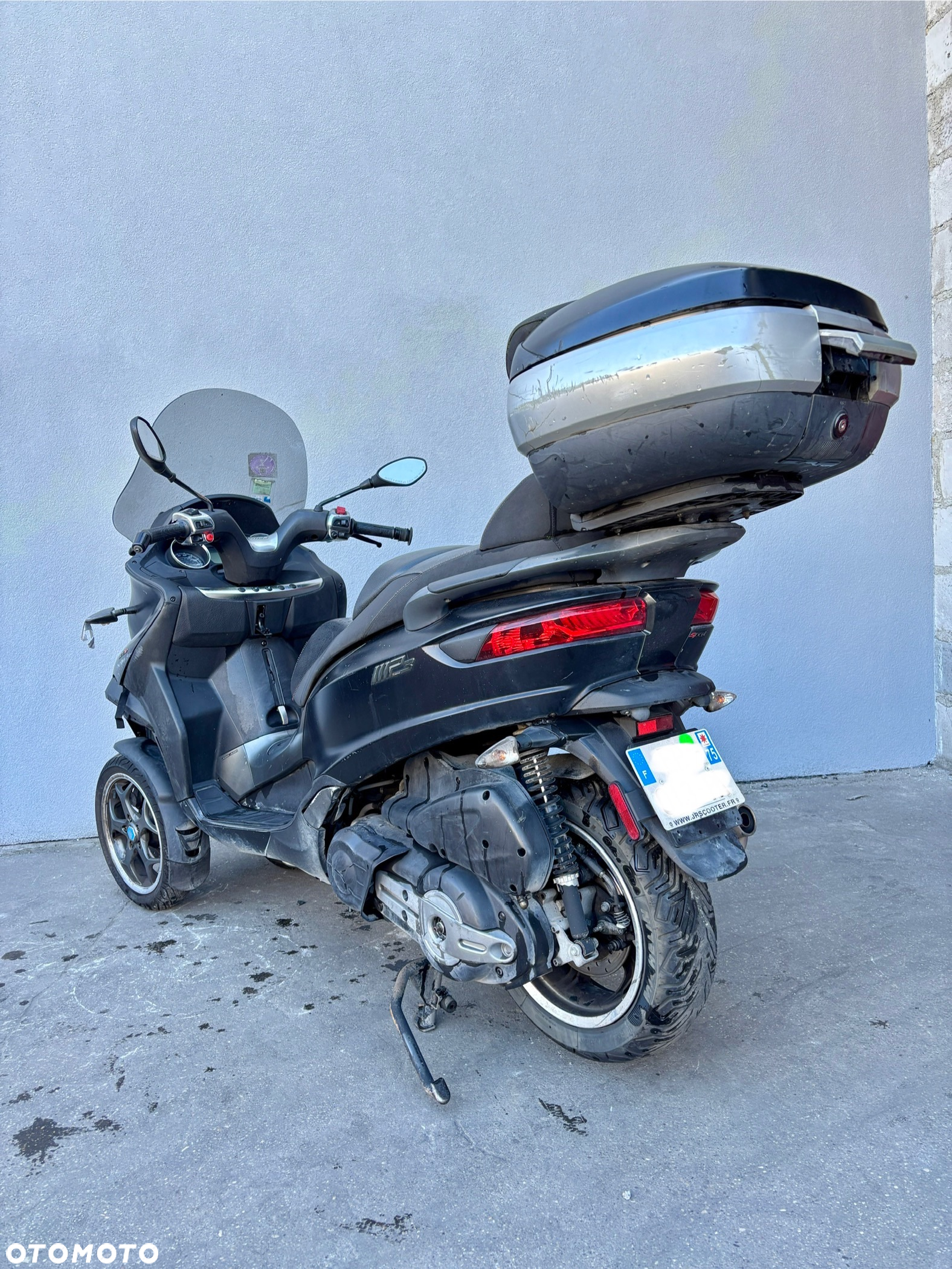 Piaggio MP-3 - 4