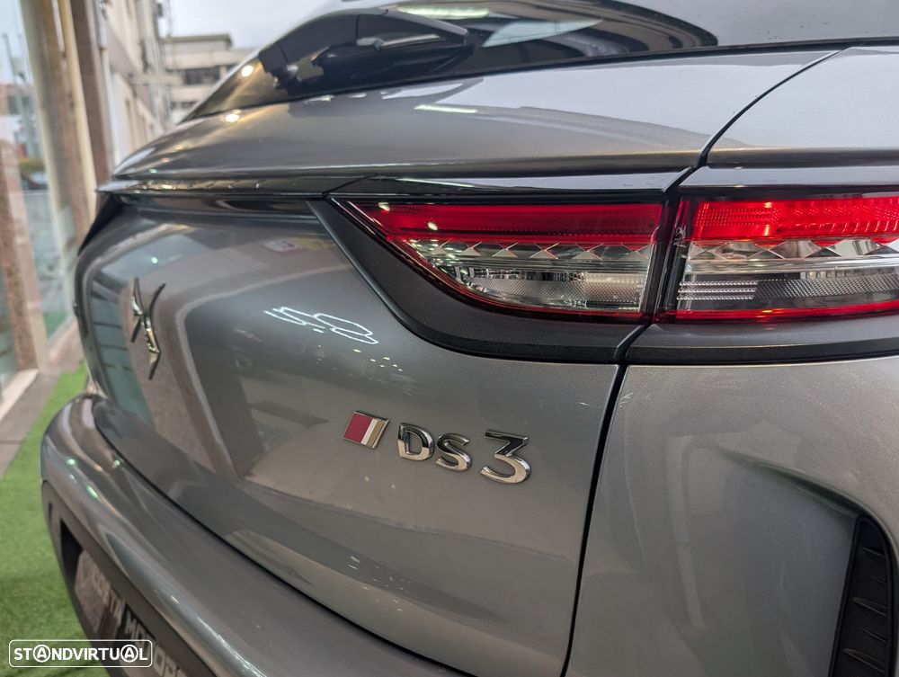 DS DS3 Crossback E-TENSE PERFORMANCE LINE + - 5