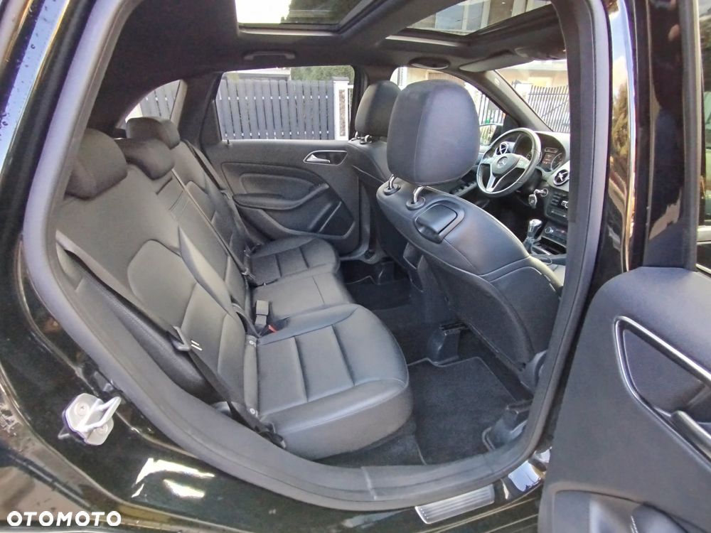 Mercedes-Benz Klasa B 200 CDI (BlueEFFICIENCY) - 17
