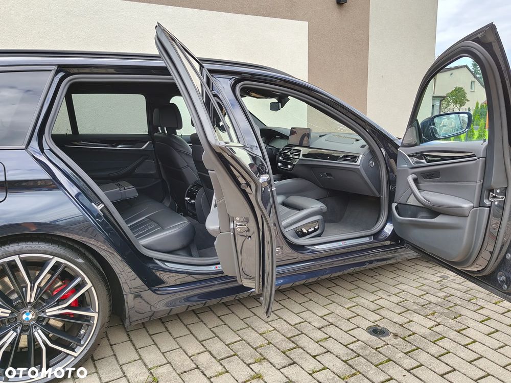 BMW Seria 5 540i xDrive M Sport Edition - 27