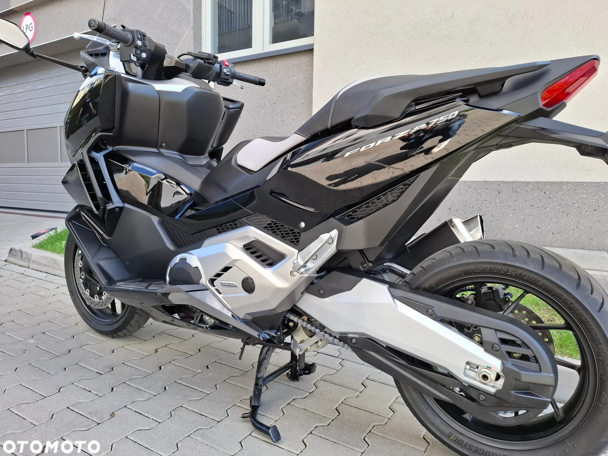 Honda NSS - 5