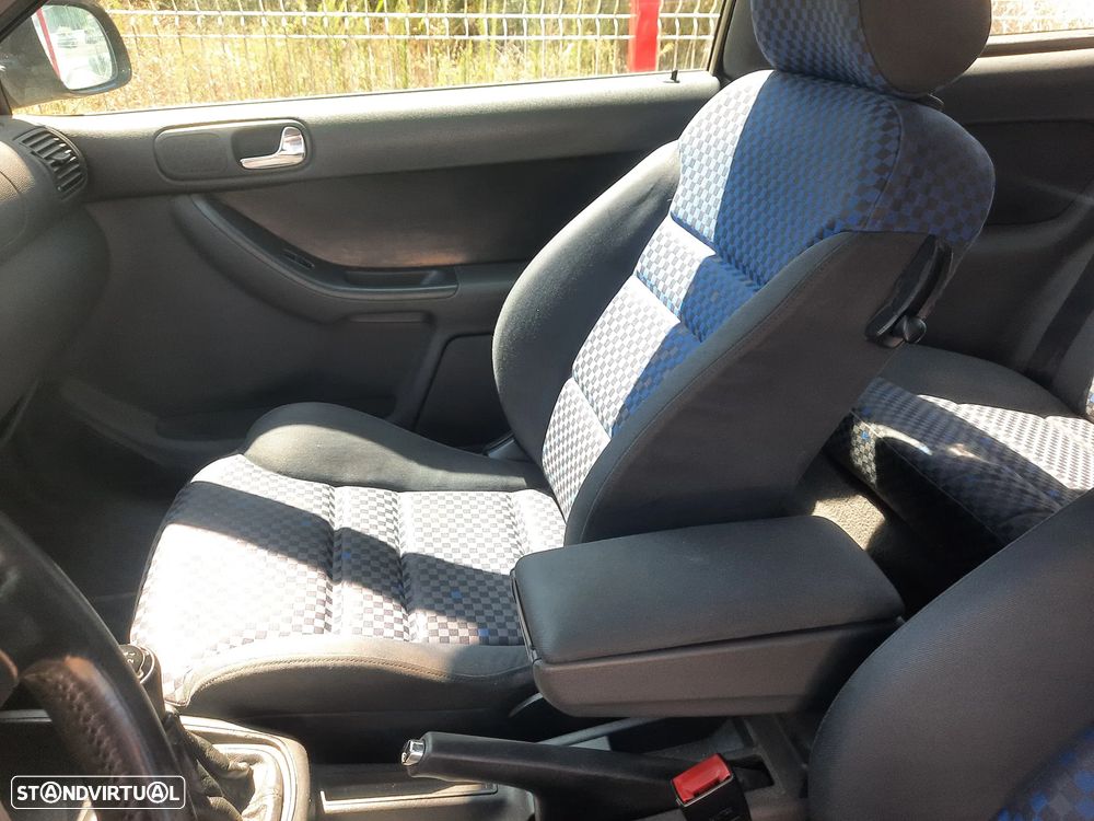 Audi A3 1.9 TDI Sport - 11