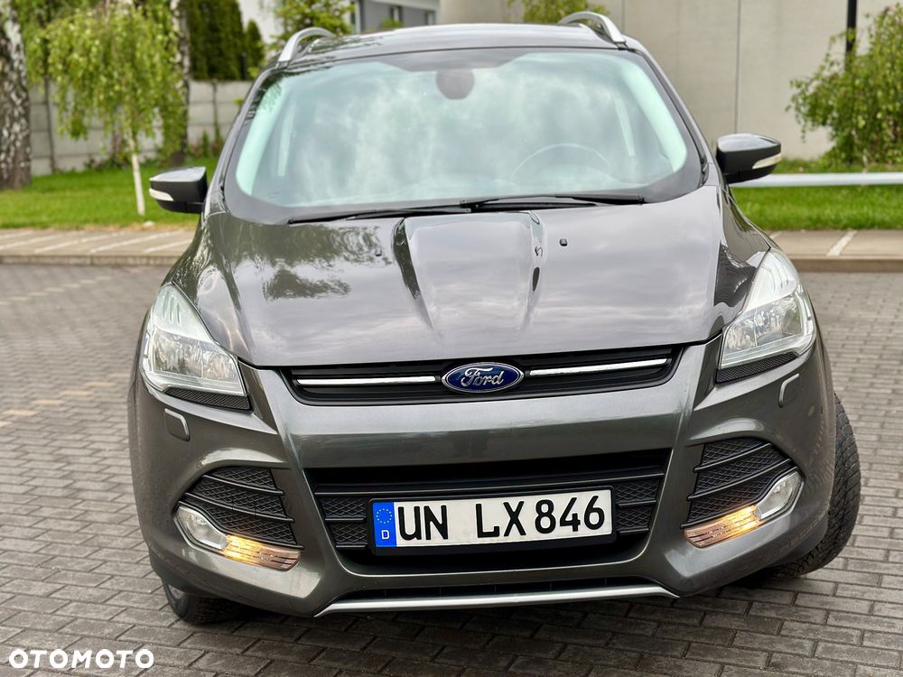 Ford Kuga 2.0 TDCi 2x4 Titanium - 5