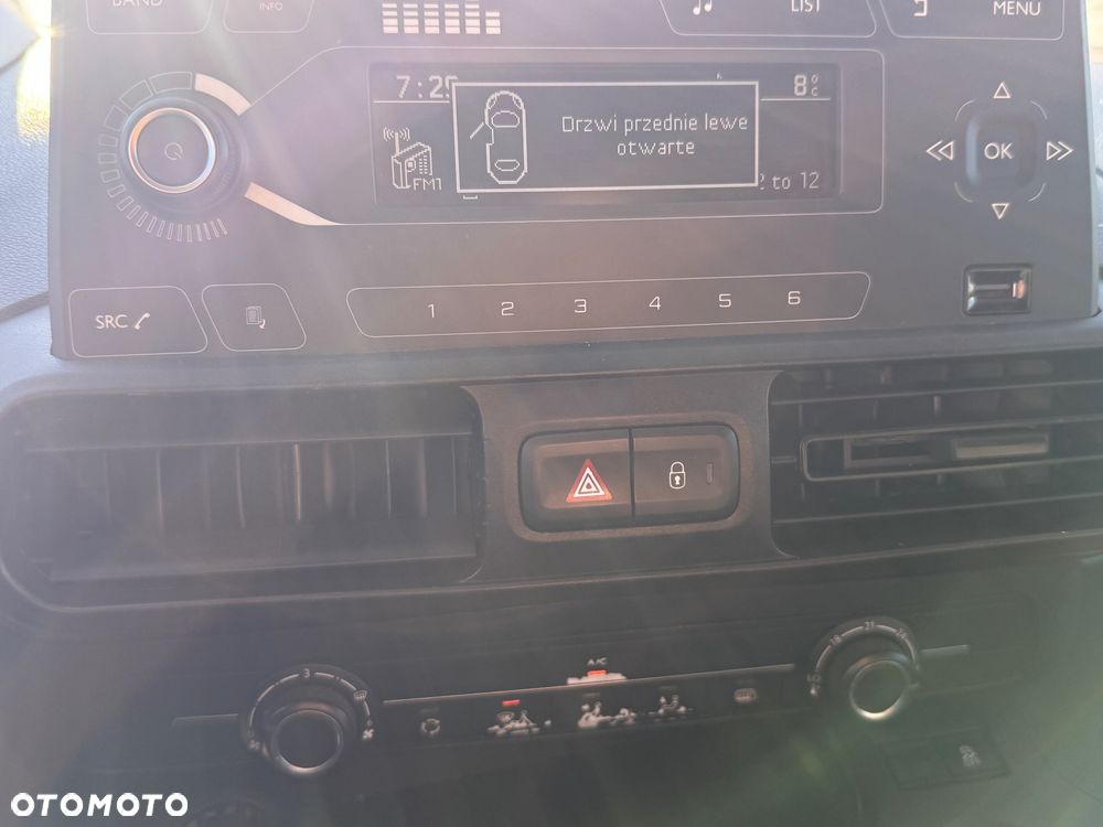 Peugeot PARTNER/Klima/PDC/Tempomat/Sensor świateł/ - 16
