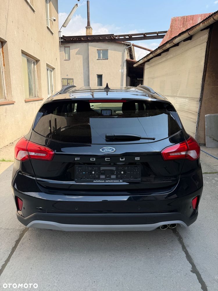 Ford Focus 1.0 EcoBoost Hybrid ACTIVE X - 10
