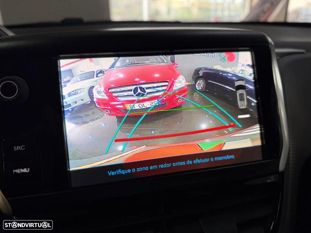 Peugeot 2008 1.2 PureTech Style - 31