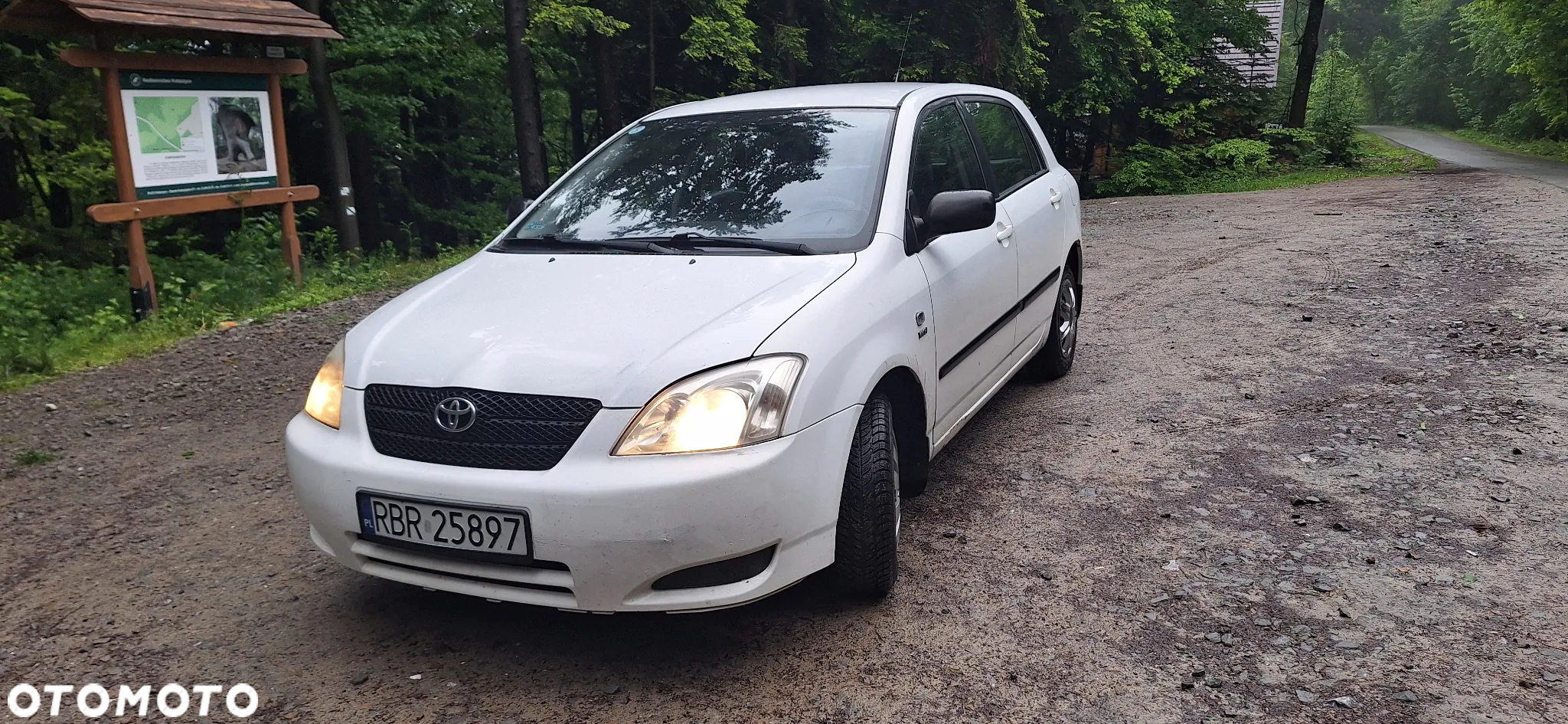 Toyota Corolla - 3