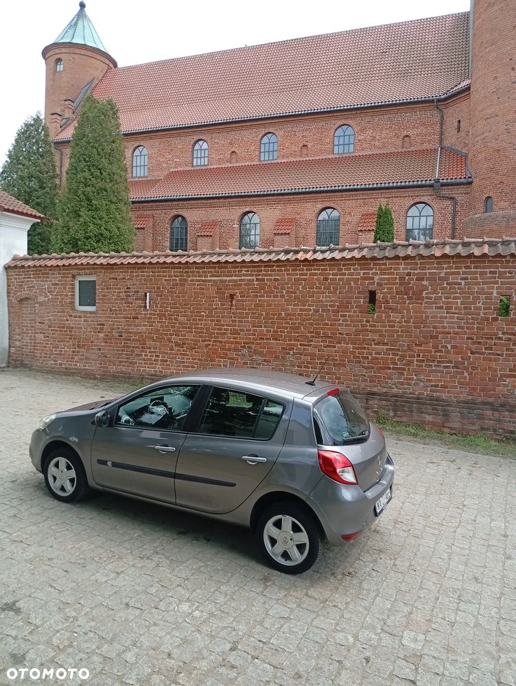 Renault Clio 1.2 16V All Inclusive - 13