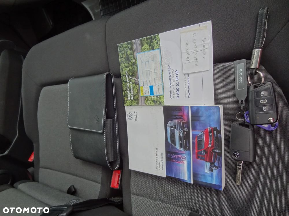 Volkswagen Crafter 2 L2H2 Furgon 35 Średni - 29