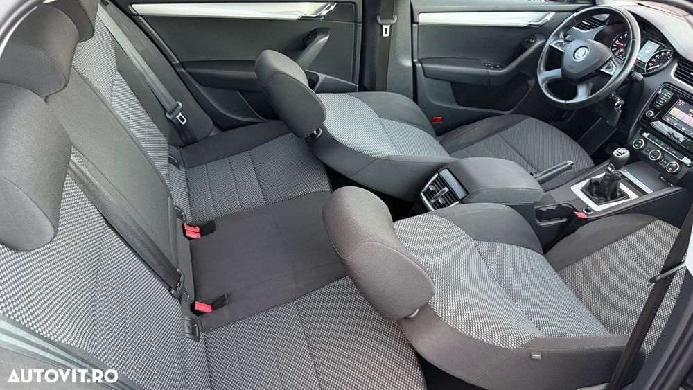 Skoda Octavia - 9