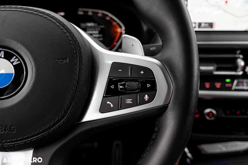 BMW X4 xDrive20i AT MHEV - 31