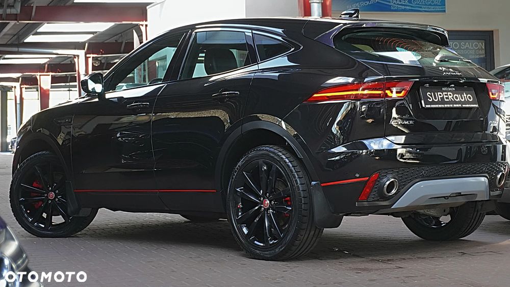 Jaguar E-Pace 2.0 P200 mHEV AWD R-Dynamic S - 8