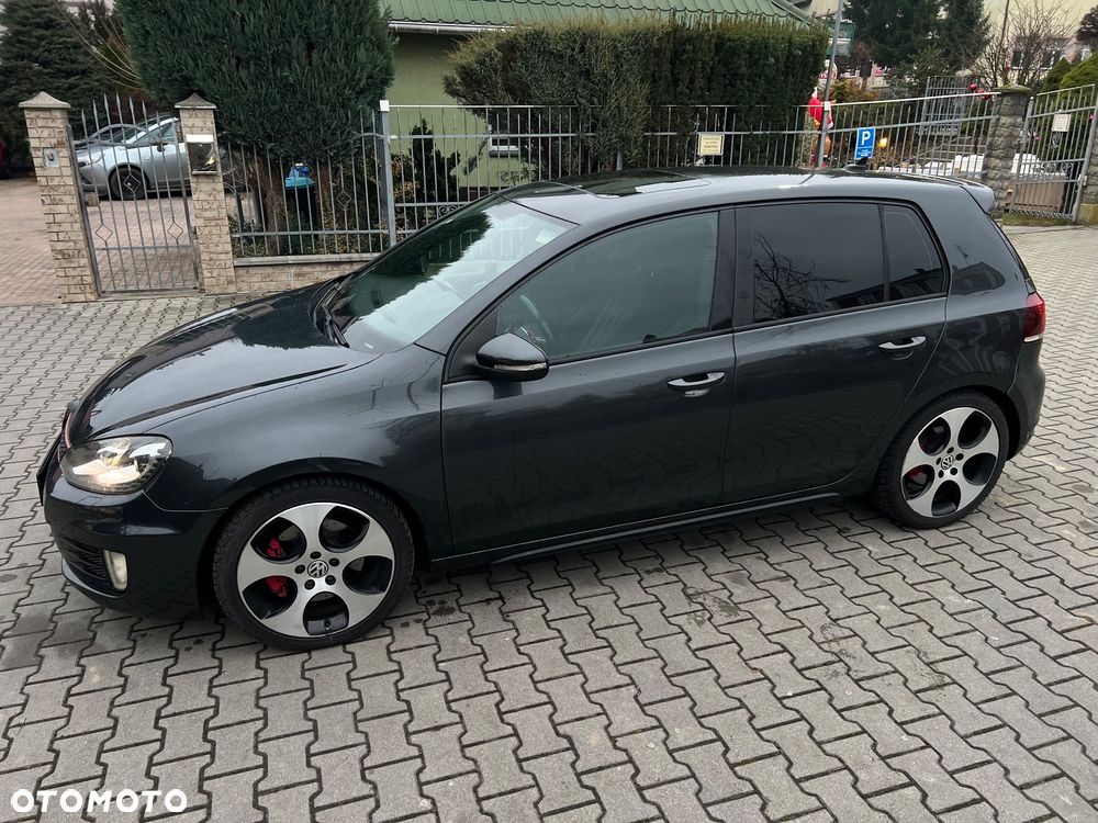 Volkswagen Golf - 3