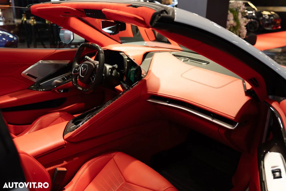 Chevrolet Corvette - 25