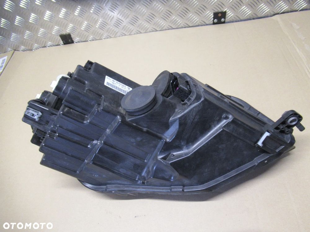 Lampa lewa przednia Vw Caddy IV 2K1 - 3