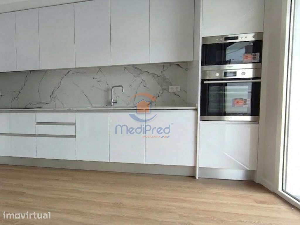 Apartamento T3 NOVO c/ 2 Varandas e BOX | Santo António dos Cavalei... - Grande imagem: 3/39