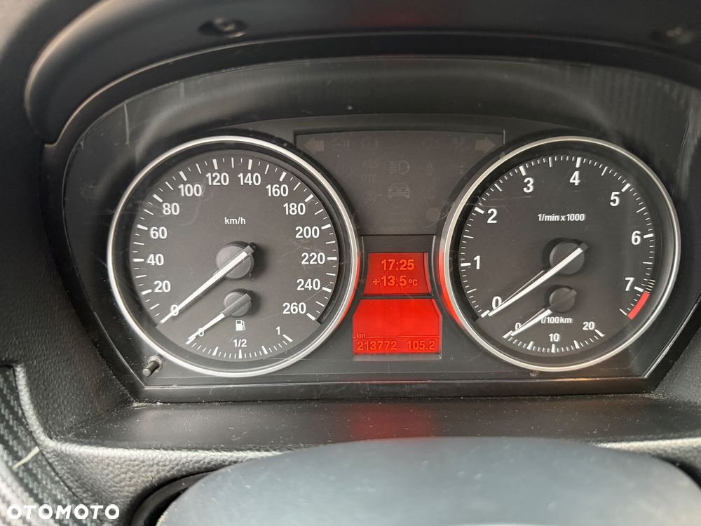 BMW Seria 3 325i - 9