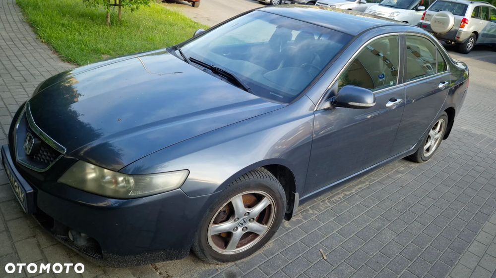 Honda Accord - 1