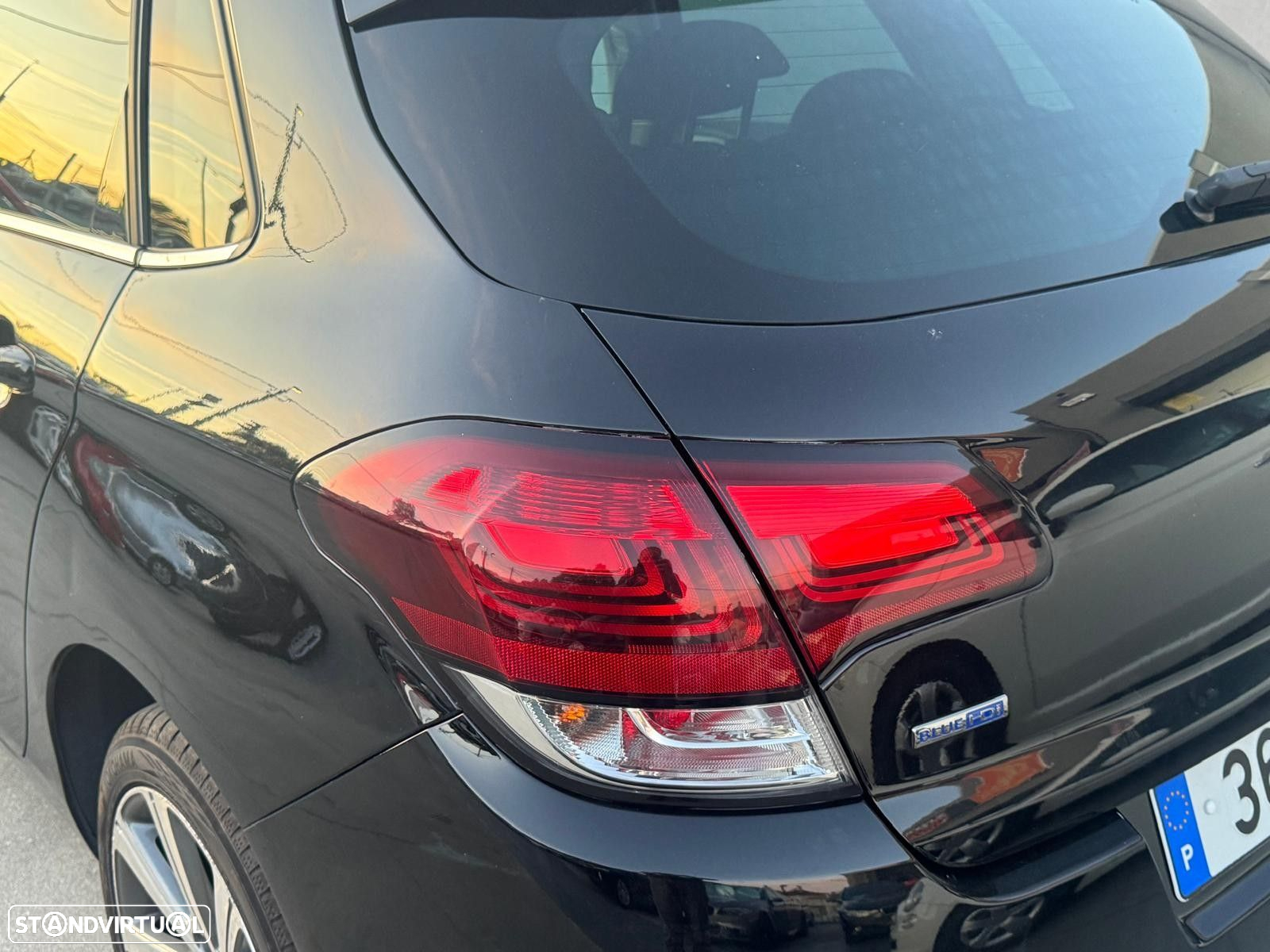 Citroën C4 1.6 BlueHDi Feel - 19