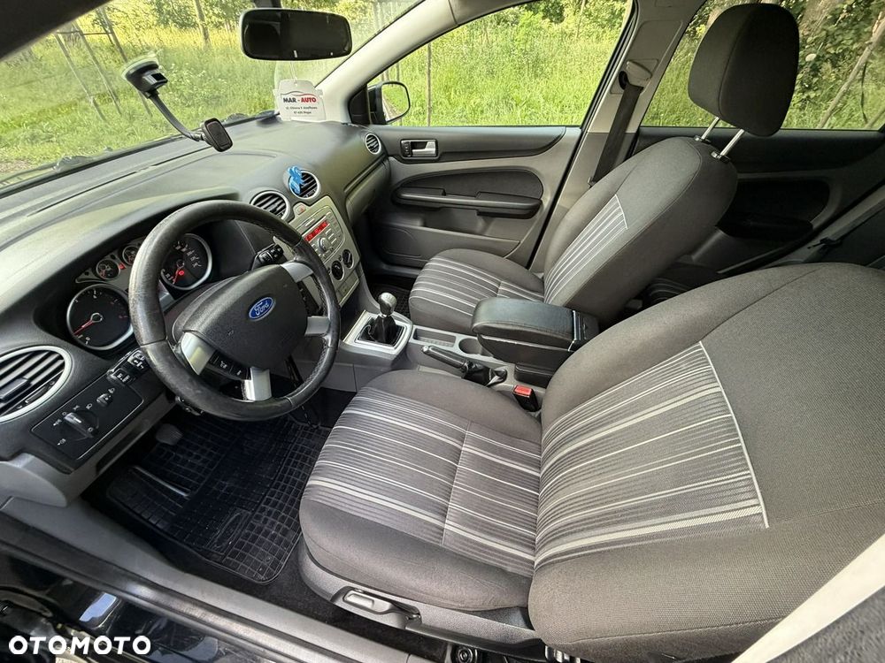 Ford Focus - 20