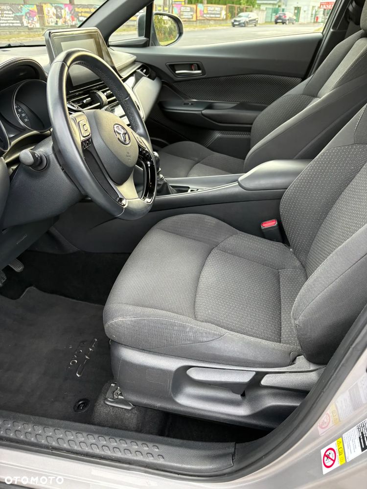 Toyota C-HR - 7