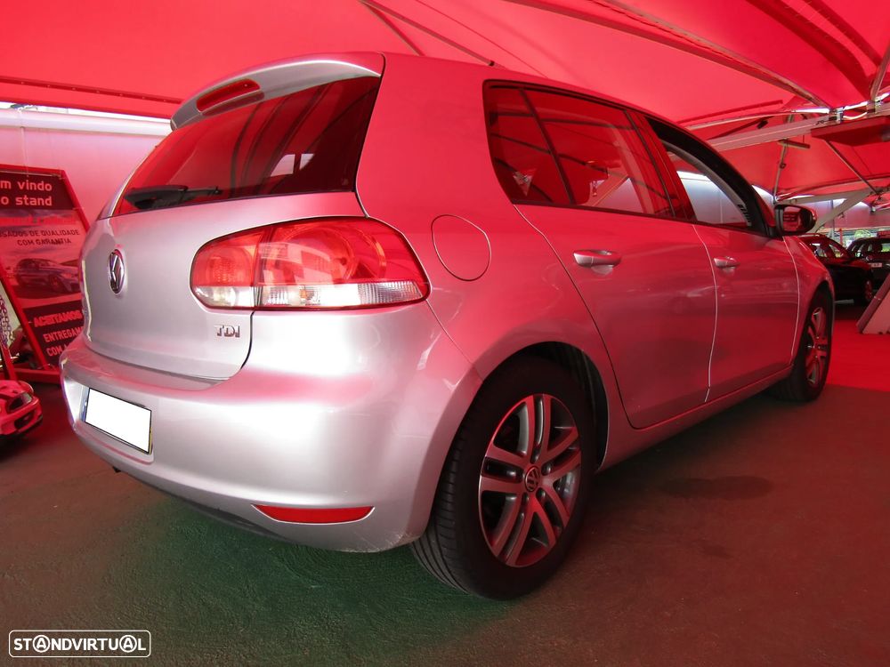 VW Golf 1.6 TDi Confortline - 4
