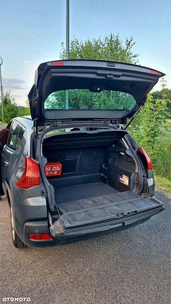 Peugeot 3008 1.6 e-HDi Active S&S - 4