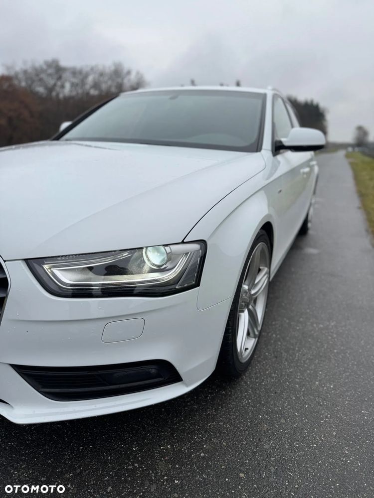 Audi A4 Avant 2.0 TDI Quattro Line S tronic - 9