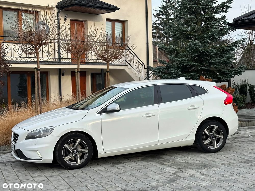 Volvo V40 D2 RDesign - 1