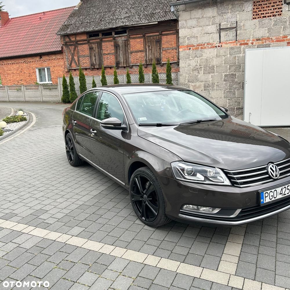 Volkswagen Passat 2.0 TDI Comfortline - 10