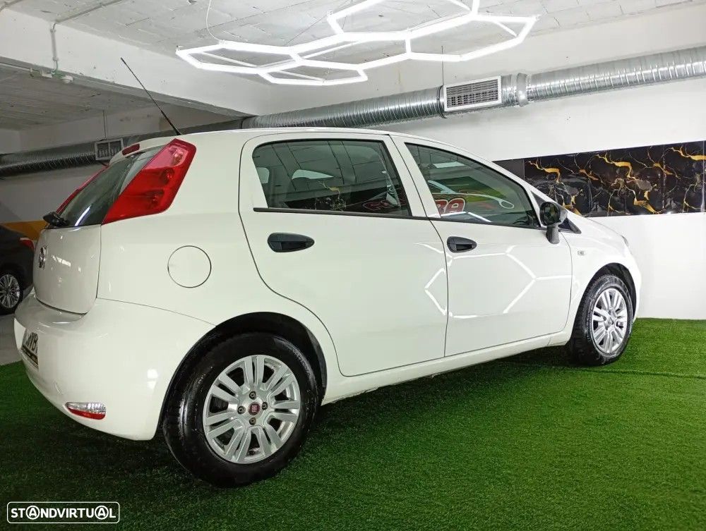 Fiat Punto 1.3 M-Jet Easy S&S - 34