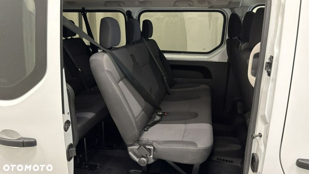 Renault Trafic - 14